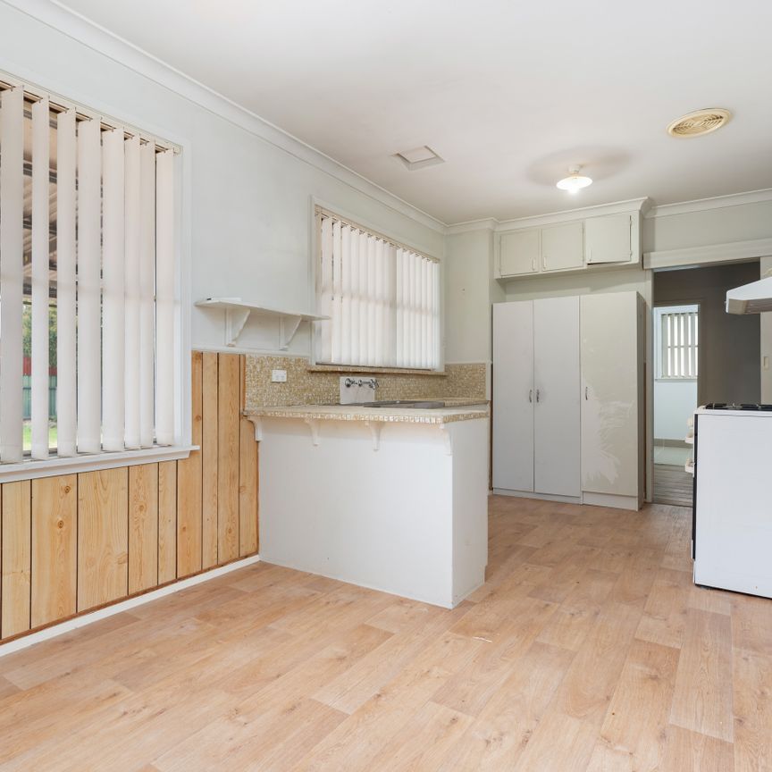 77 Wilson Street, Wodonga VIC 3690 - House For Rent | Domain - Photo 1