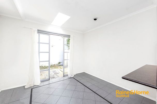 2 Bedroom terrace in quiet location - Photo 1