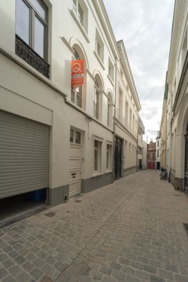 Prachtig en ruim huis met vier terrassen en bureelruimte in hartje Gent - Foto 1