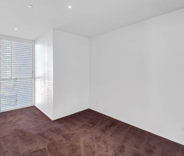 Resort Style Executive Apartment Living - Photo 4