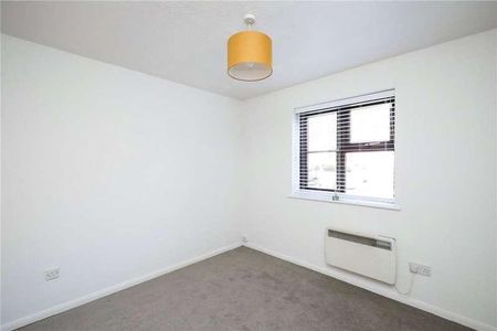 Tamarind Court, Lynton Road, Acton, London, W3 - Photo 2
