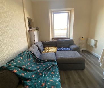 1 Bed Flat, Westfield Road, EH11 - Photo 2