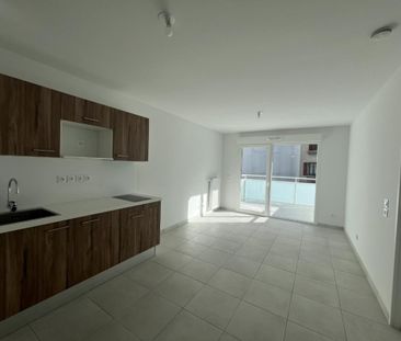 Location Appartement 2 pièces 42m² CHAMBERY 73000 - Photo 1