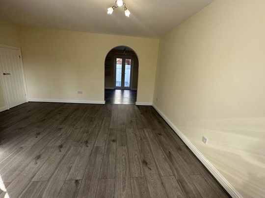 3 bedroom semi-detached house to rent - Photo 1