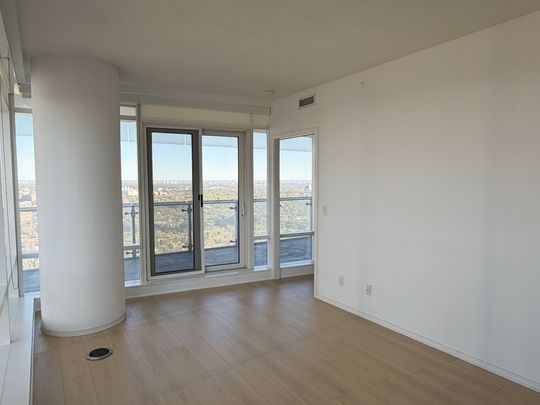 For Lease - 1 Bloor Street Unit# 5609, Toronto, Ontario - Photo 1
