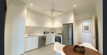 FURNISHED - Cozy One Bedroom Unit in the heart of Double Bay - Photo 4