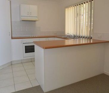 Arundel single storey townhouse with 3 bedroom & 2 bathroom - Photo 4