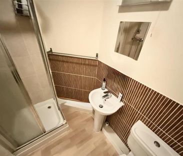 2 bedroom apartment to rent - Photo 6