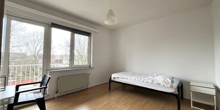 Appartement te huur in Brasschaat voor € 850 met 1 slaapkamer - Photo 3
