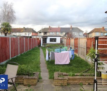 3 bedroom terraced house to rent - Photo 2