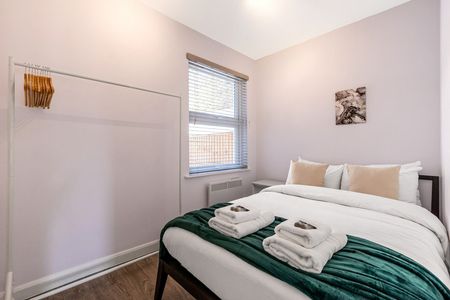 Clapham Common West Side Southwest - Photo 5