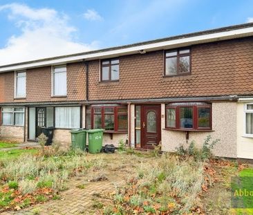 Markhams Chase, Basildon - Photo 1