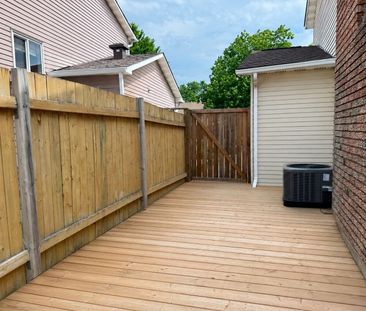 For Lease - 4396 Whittaker Crescent, Cyrville - Carson Grove - Pine... - Photo 6
