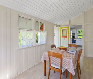 Beautiful Queenslander close to Mackay CBD - Photo 2