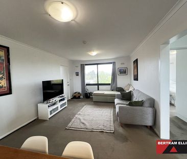 5/78 MacGregor Street DEAKIN ACT 2600 - Photo 2