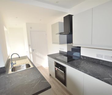 3 bedroom house - terraced to rent - Photo 6
