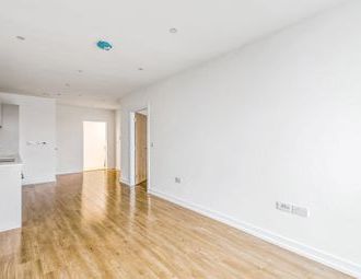 1 Bedrooms Flat to rent in Winchester House, Bracknell RG12 | £ 242 - Photo 1