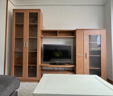 Piso de alquiler en Barrio Quineba, 6, Centro - Photo 1