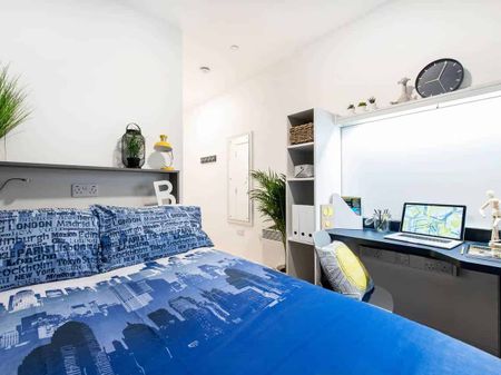 Premium En Suite - Photo 5