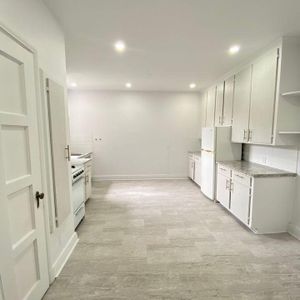 5821 - 5821 CHEMIN COTE ST LUC, Montréal - Photo 3