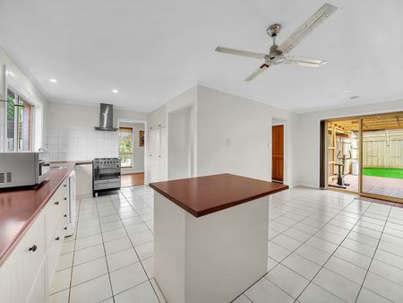 276 Coburns Road, 3337, Kurunjang Vic - Photo 4