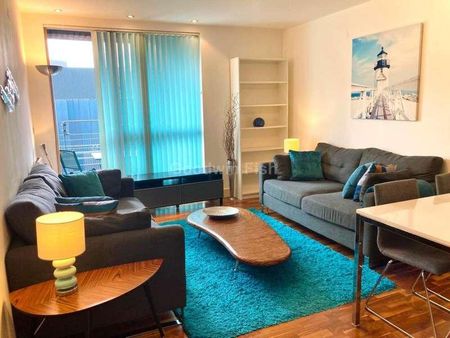 Hacienda, Whitworth Street West, Southern Gateway, M1 - Photo 2