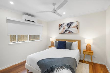 Fully furnished contemporary home 100metres from the beach. - Photo 4