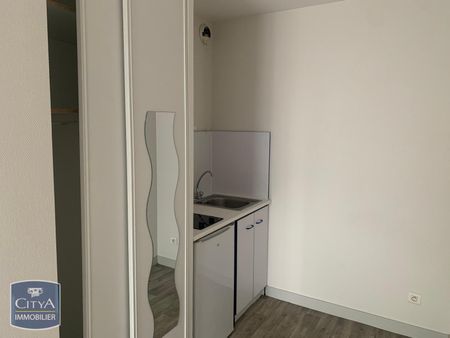 Location Appartement 1 pièce 21m² POITIERS 86000 - Photo 3