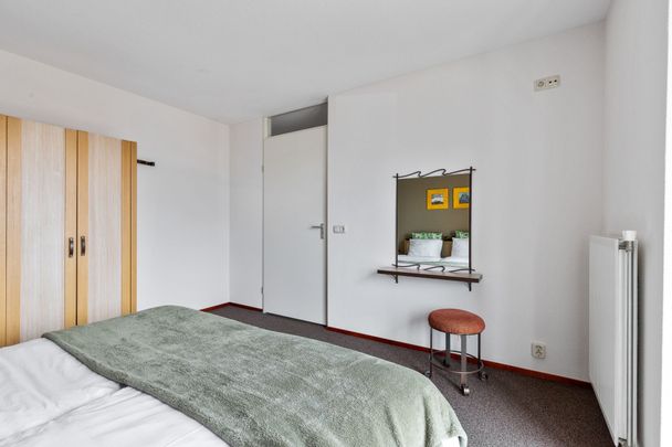 Nicely 2 bedroom apartment, terrace & harbor view - Photo 1