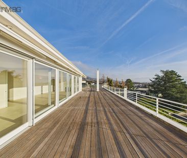 Enjoy Lake and Mountain Panorama Directly from Your Terrace - Photo 4