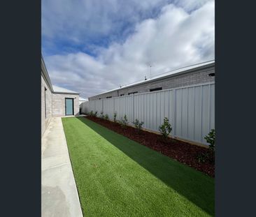 2/10 Giovanna Court, Irymple, Vic 3498 - Photo 1
