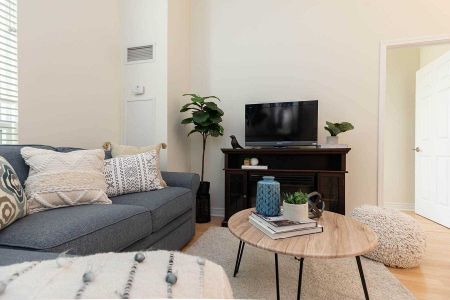 For Lease - 83 Borough Drive Unit# TH93A, Toronto, Ontario - Photo 2