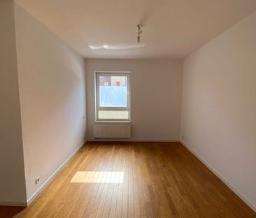 Appartement te huur - Foto 1