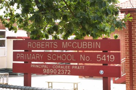 Family Comfort in the Box Hill High School Zone - Photo 5