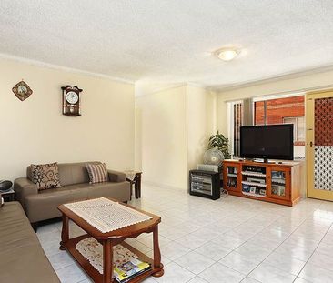 Spacious 1st Floor Unit - Photo 1