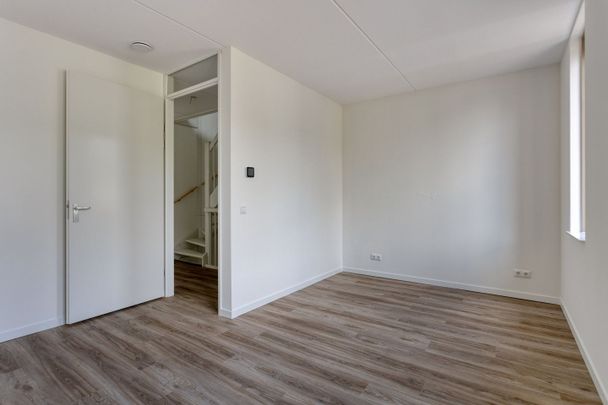 Huis te huur: Patrijsstraat 8 3136 HD Vlaardingen - Photo 1