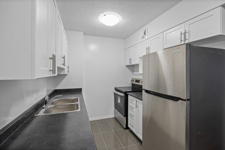 Highland Towers Apartments - 2 Bedroom - Photo 4