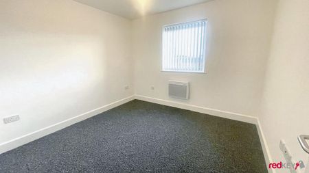 2 bedroom flat to rent - Photo 3