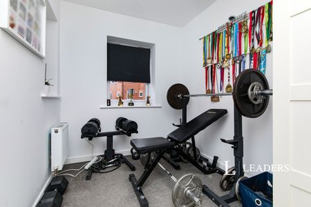 property to rent Shaw Gardens, Gedling, Nottingham, Nottinghamshire, NG4 - Photo 5