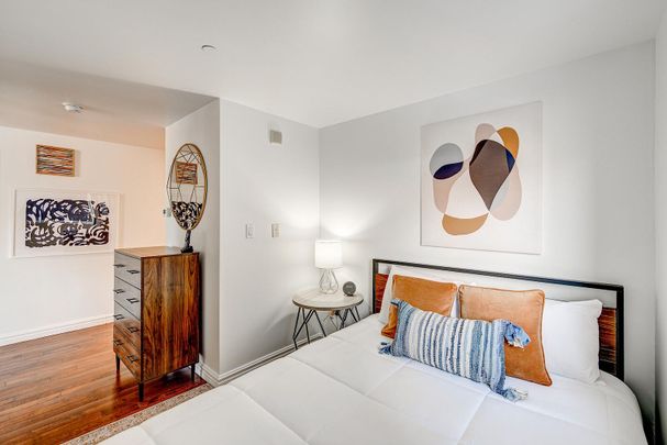 1009 Rue de Bleury, Montréal, QC - Photo 1