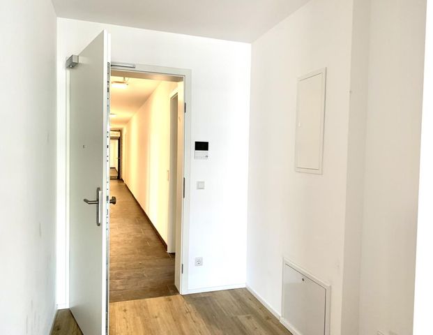 FÜ: Urban & attraktiv, 2-Zi-Wohnung mit großem Balkon, 2.OG, inkl. EBK, Aufzug + TG-Stellplatz - Photo 1