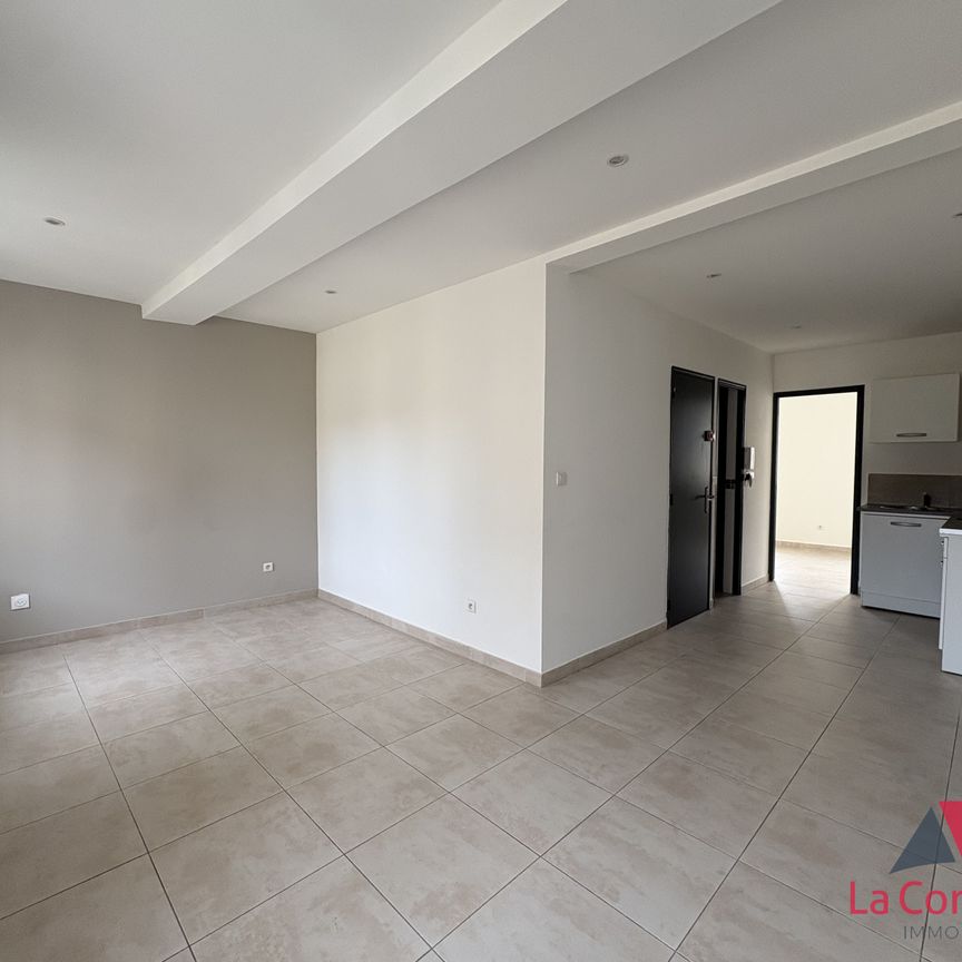 Location Appartement 2 pièces 36m² AUBAGNE 13400 - Photo 1