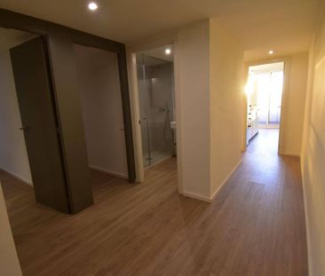 2 room luxury Flat for rent in Barcelona, Spain - Photo 3