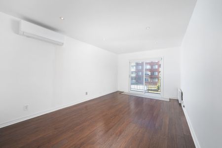 Condo for rent, Montréal (Saint-Laurent) - Photo 4