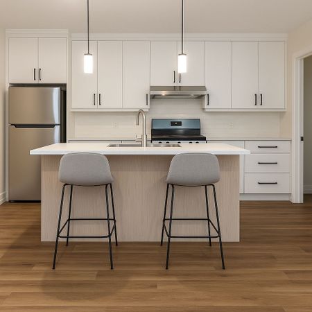 For Lease - 544 Regina Street, Russell, Ontario - Photo 2