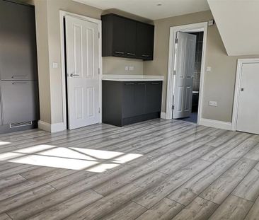 1 bedroom duplex to rent - Photo 4