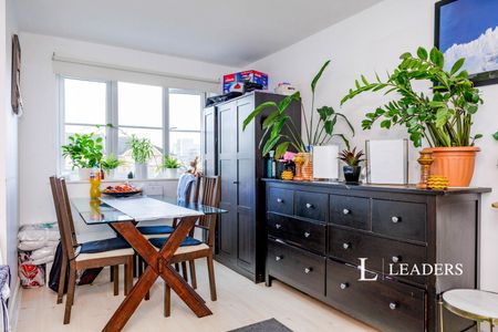 2 bedroom apartment to rent Concord Court, Winery Lane, Kingston Upon Thames, KT1 - Photo 4