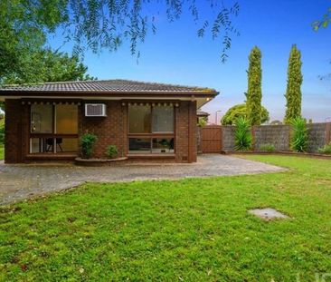 Renovated 4 bedroom family home - Photo 1