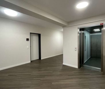BONN-ZENTRUM - FAST DIREKT AM RHEIN! MODERNES APPARTEMENT IN DEN TH... - Foto 1