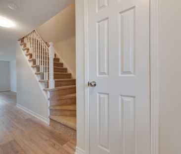 For Lease - 57 Lee Crescent, Barrie, Ontario - Photo 4